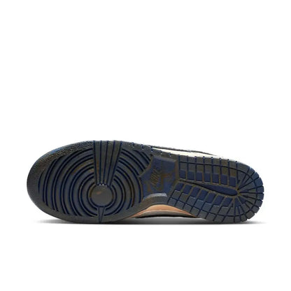 Tênis Nike Dunk Low Stranger Things Phatom