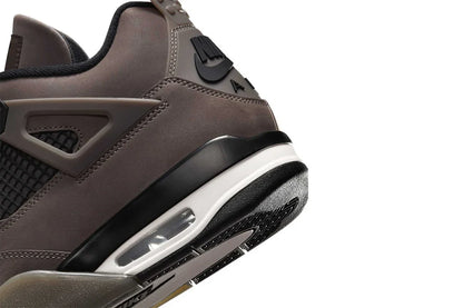 Tênis Nike Air Jordan 4 Cave Stone and Black Marrom