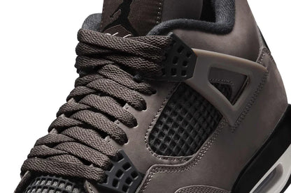 Tênis Nike Air Jordan 4 Cave Stone and Black Marrom